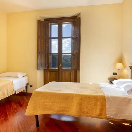 Villa Cusano 18, Emma Abbateggio