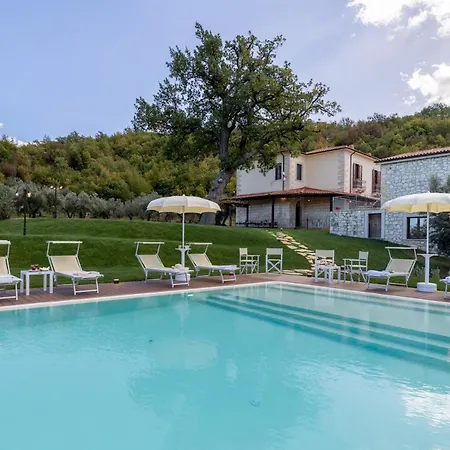 Villa Cusano 18, Emma Abbateggio