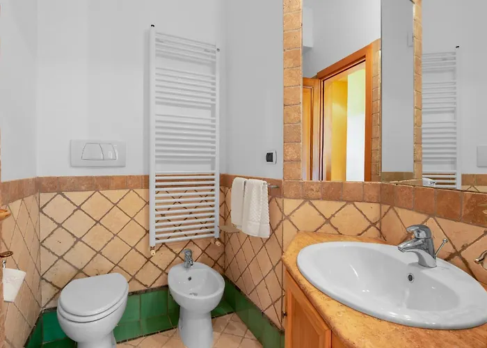 Cusano 18, Emma ヴィラ