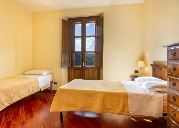 Villa Cusano 18, Emma Abbateggio