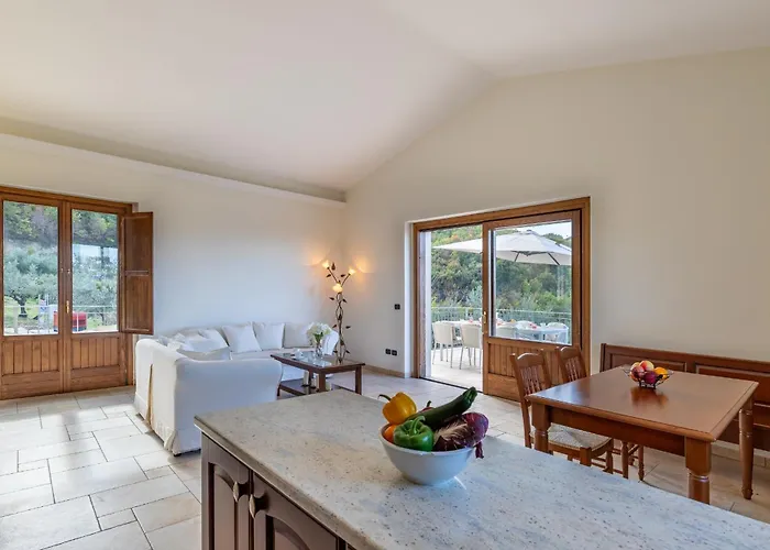 Cusano 18, Emma * アッバテッジョ